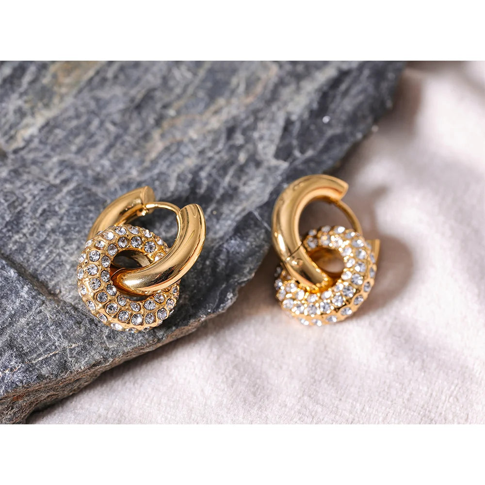 LISA EARRINGS