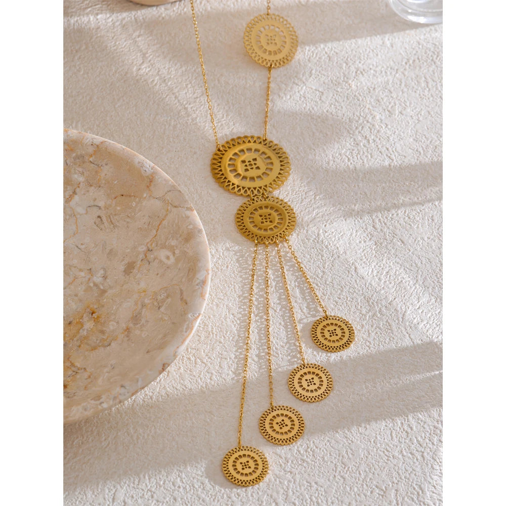 CLASSIC GOLDEN NECKLACE