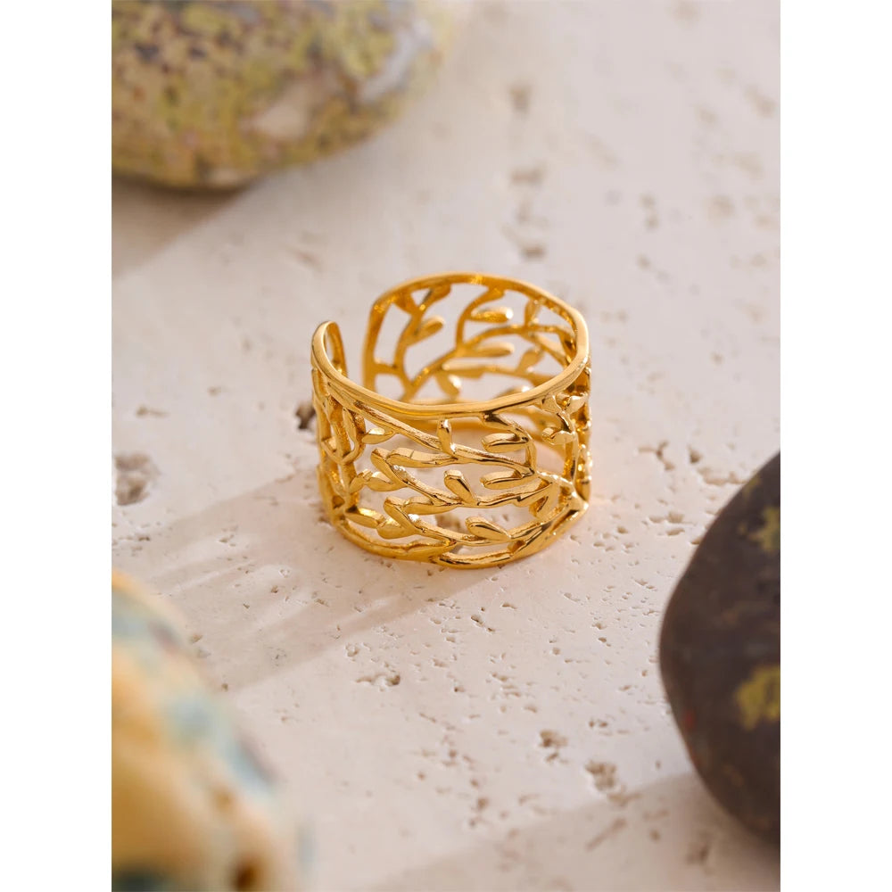 ALANA GOLDEN RING