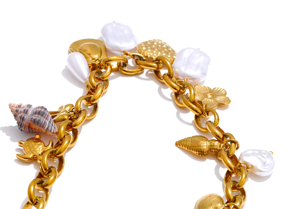 BEACH SHELLS HANDMADE NECKLACE