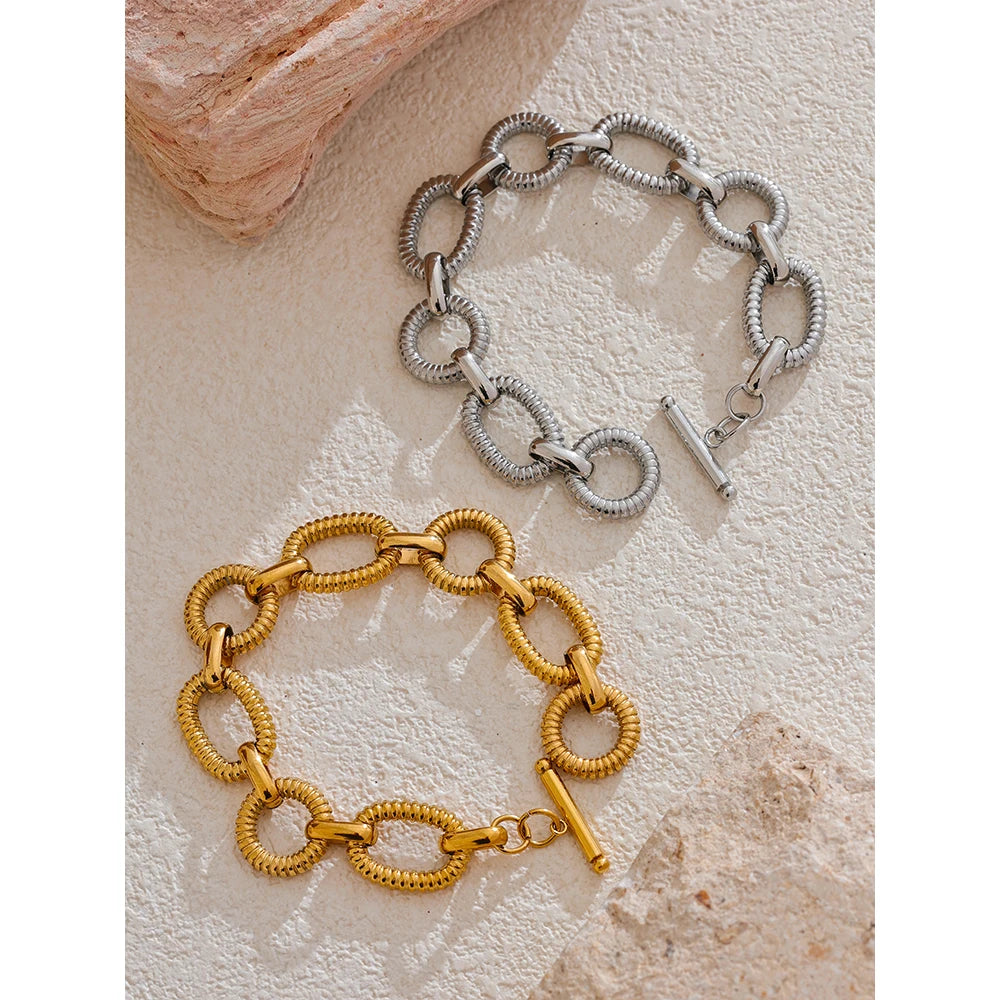MODERN CHAIN BRACELET