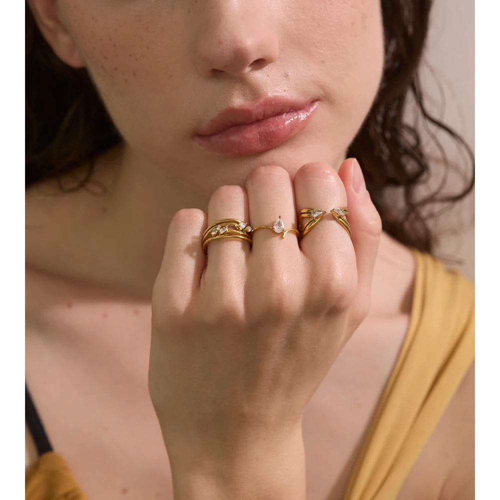 SHINING STAR RING