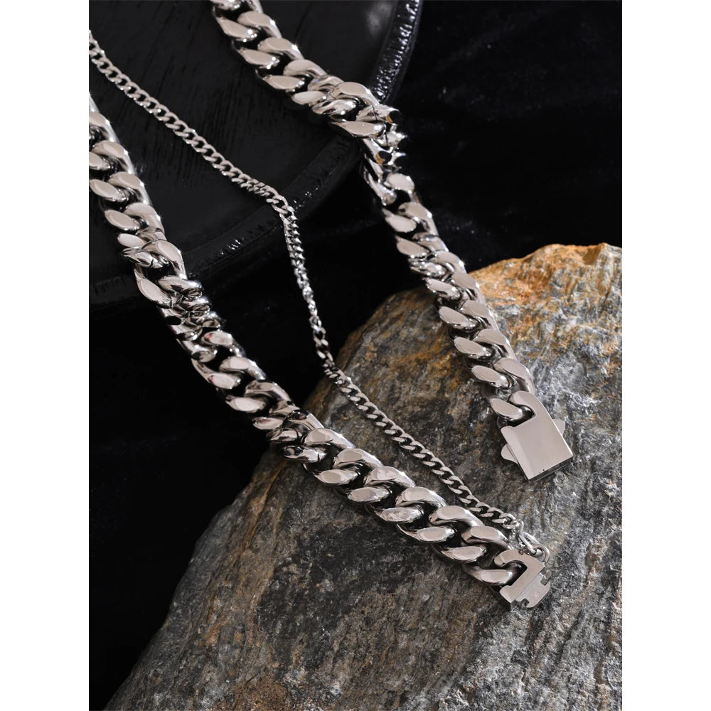 BARBARA CHAIN NECKLACE