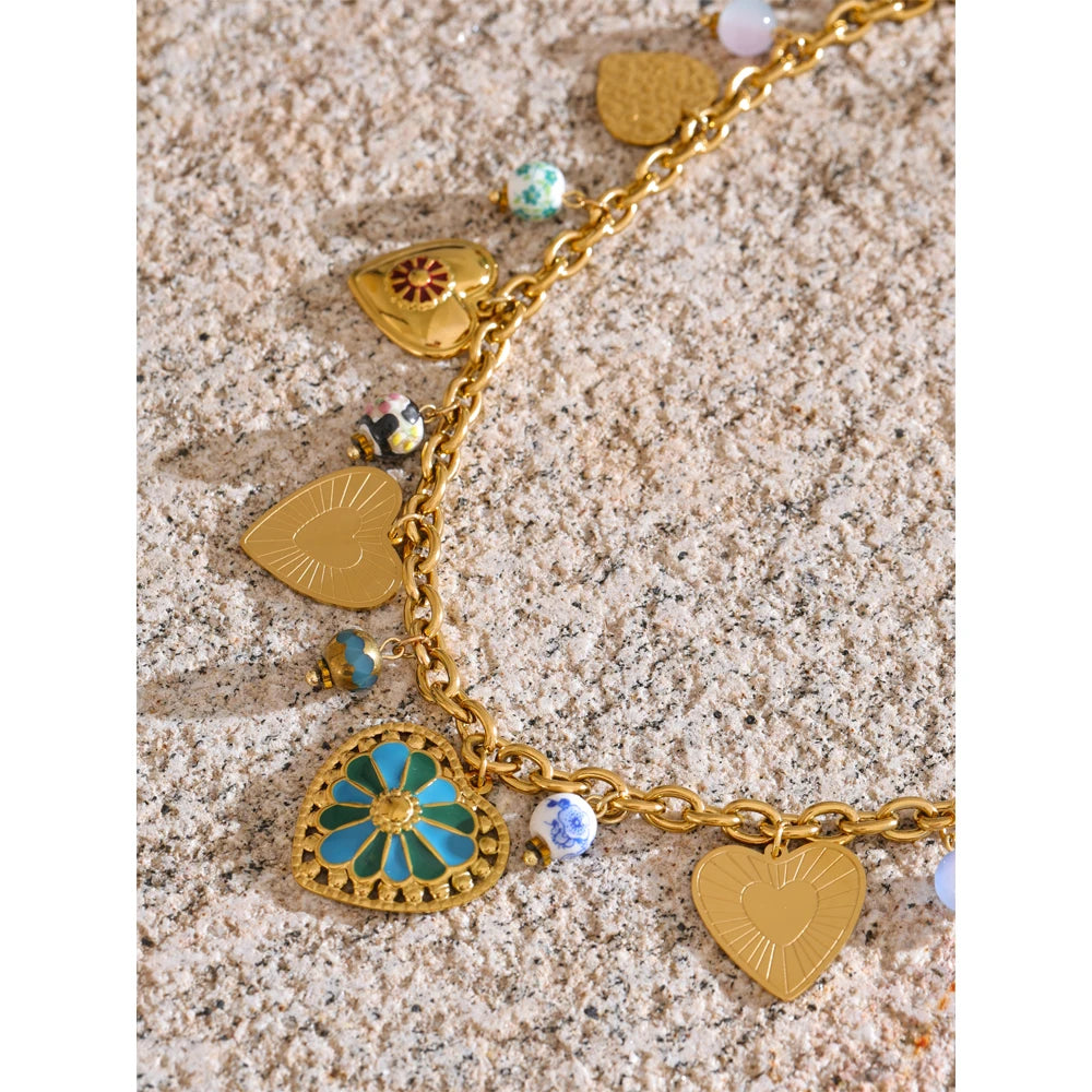 CLASSIC HEART STYLE NECKLACE
