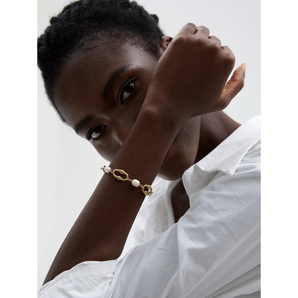 PEARLS CHAIN NECKLACE AND BRACELET SET