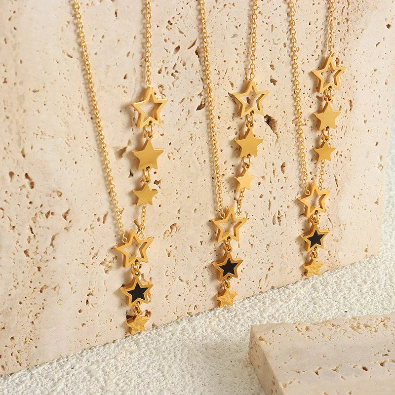 ANNA STARS NECKLACE