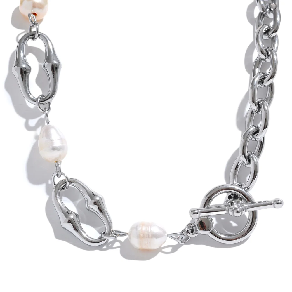 PEARLS CHAIN NECKLACE AND BRACELET SET