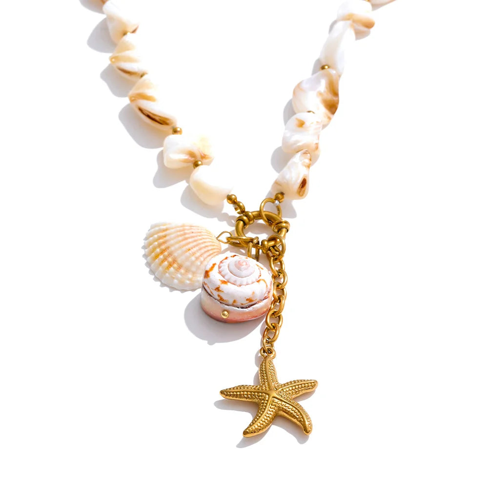 WHITE SHELLS NECKLACE AND BRACELET SET