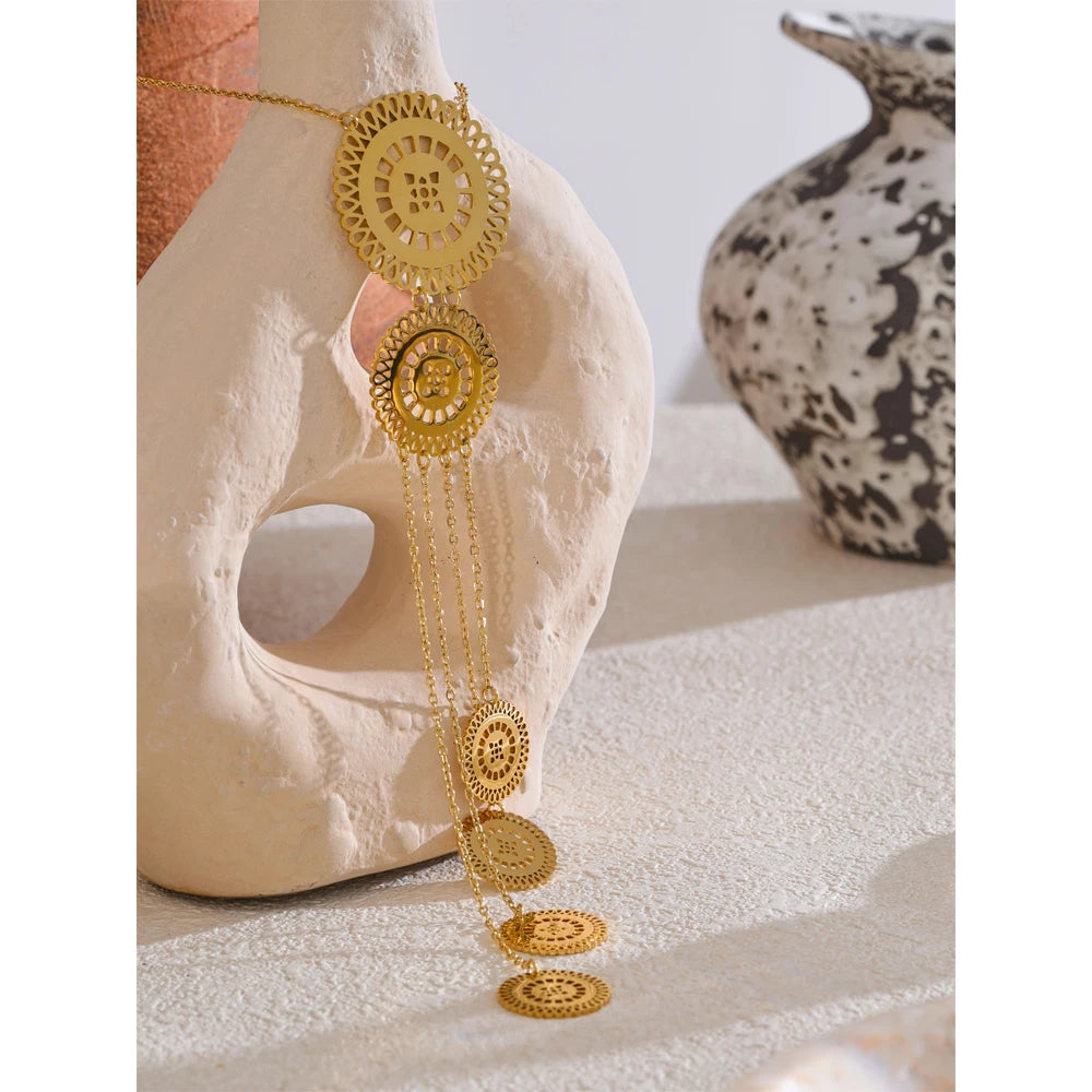 CLASSIC GOLDEN NECKLACE