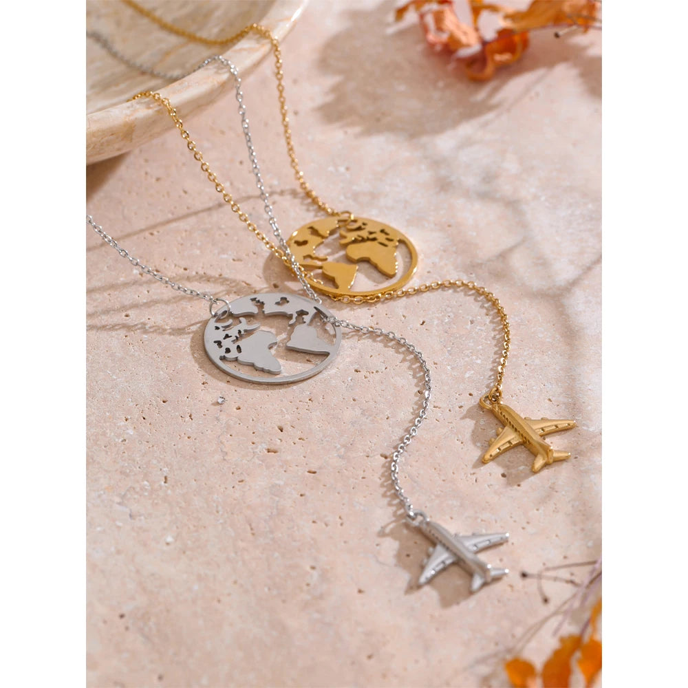 AMELIA WORLD TRIP NECKLACE