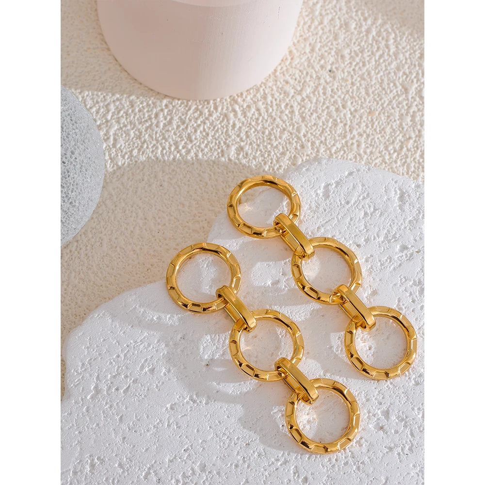 GOLDEN CIRCLE EARRINGS