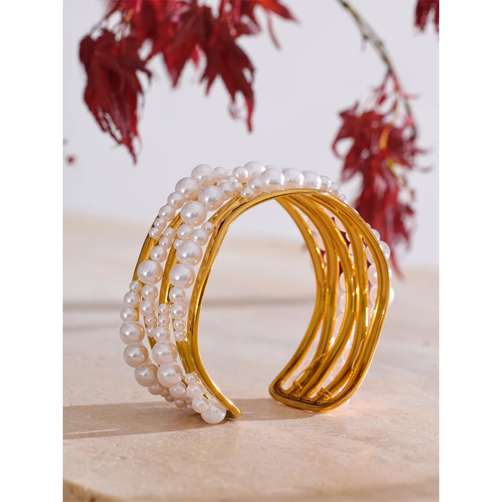 BAILY GOLDEN BANGLE