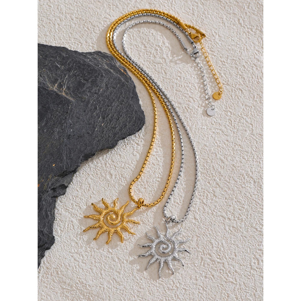 SUNNY DAY NECKLACE AND EARRINGS SET