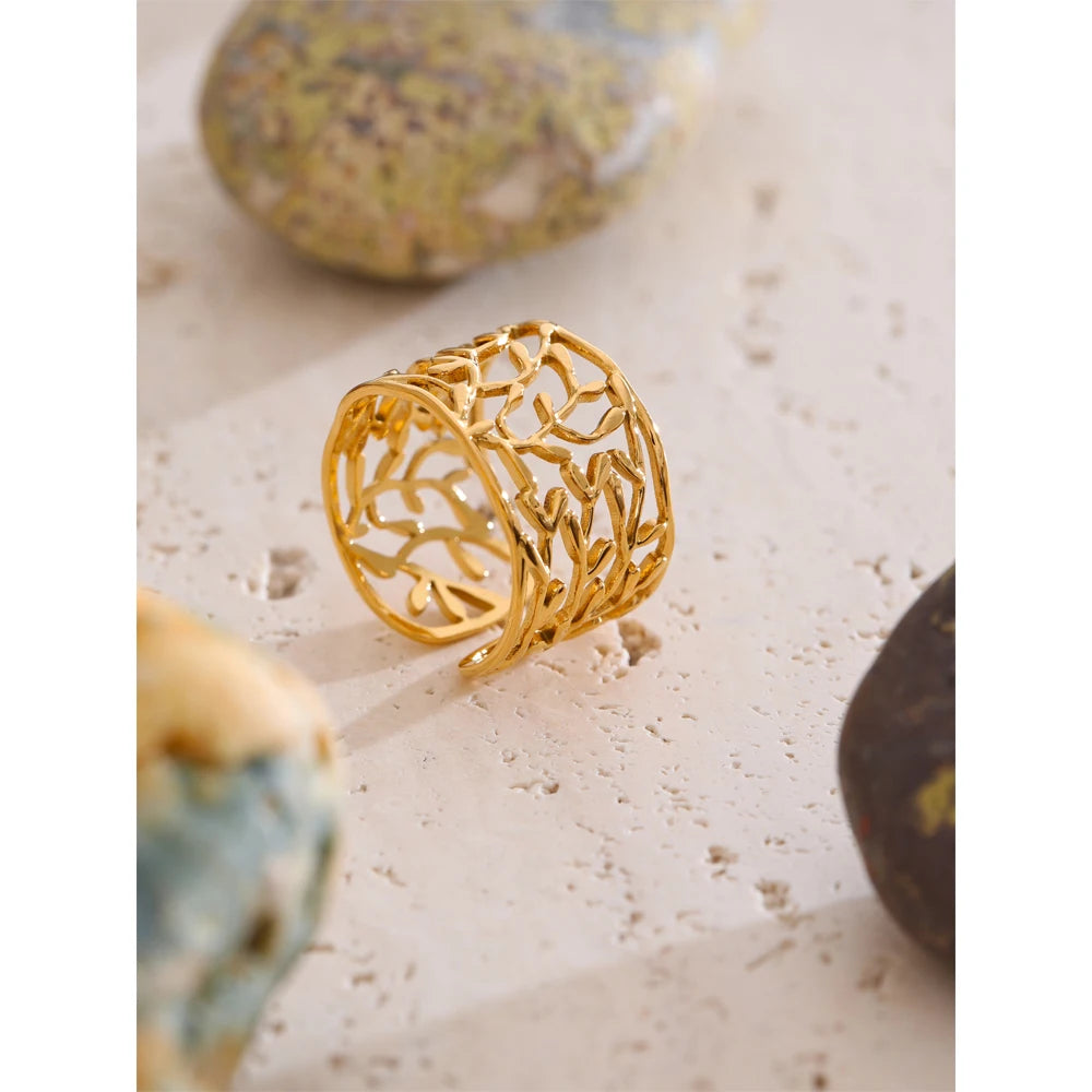 ALANA GOLDEN RING