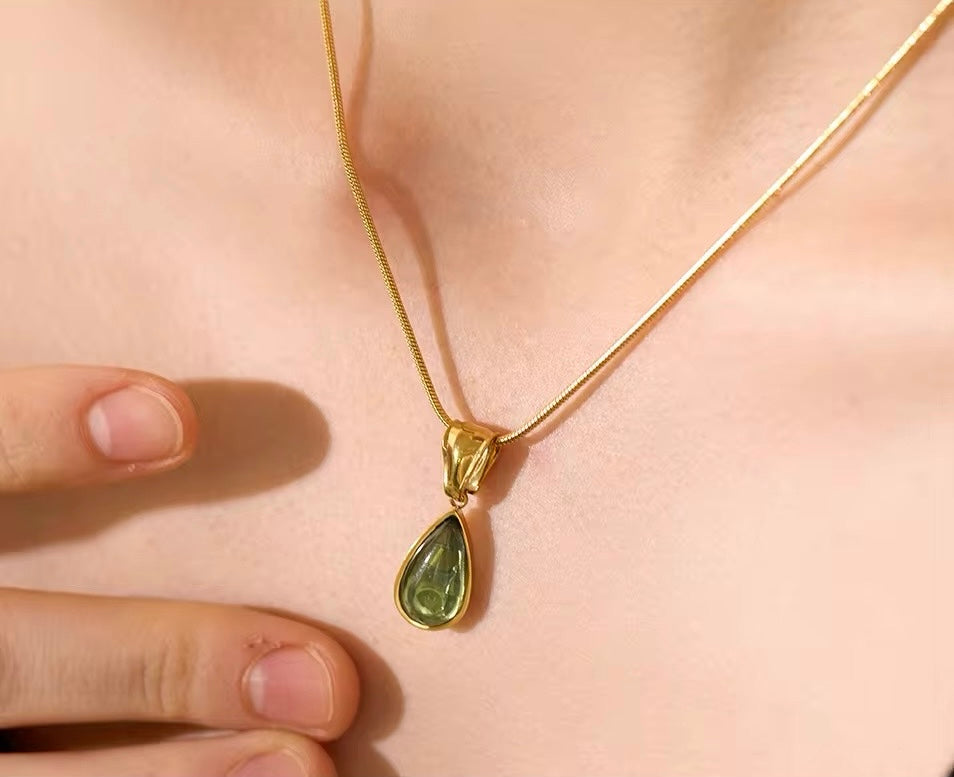 GREEN DROP NECKLACE