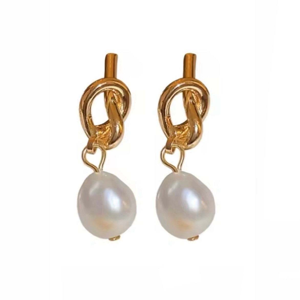 WHITE PEARL EARRINGS