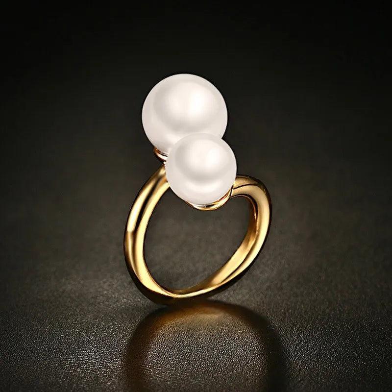 PEARLS RING