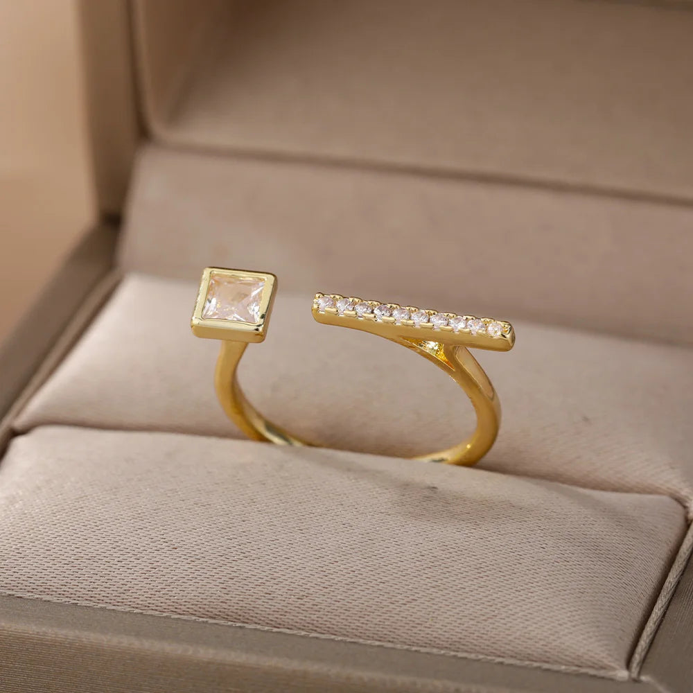 SQUARE GEM RING