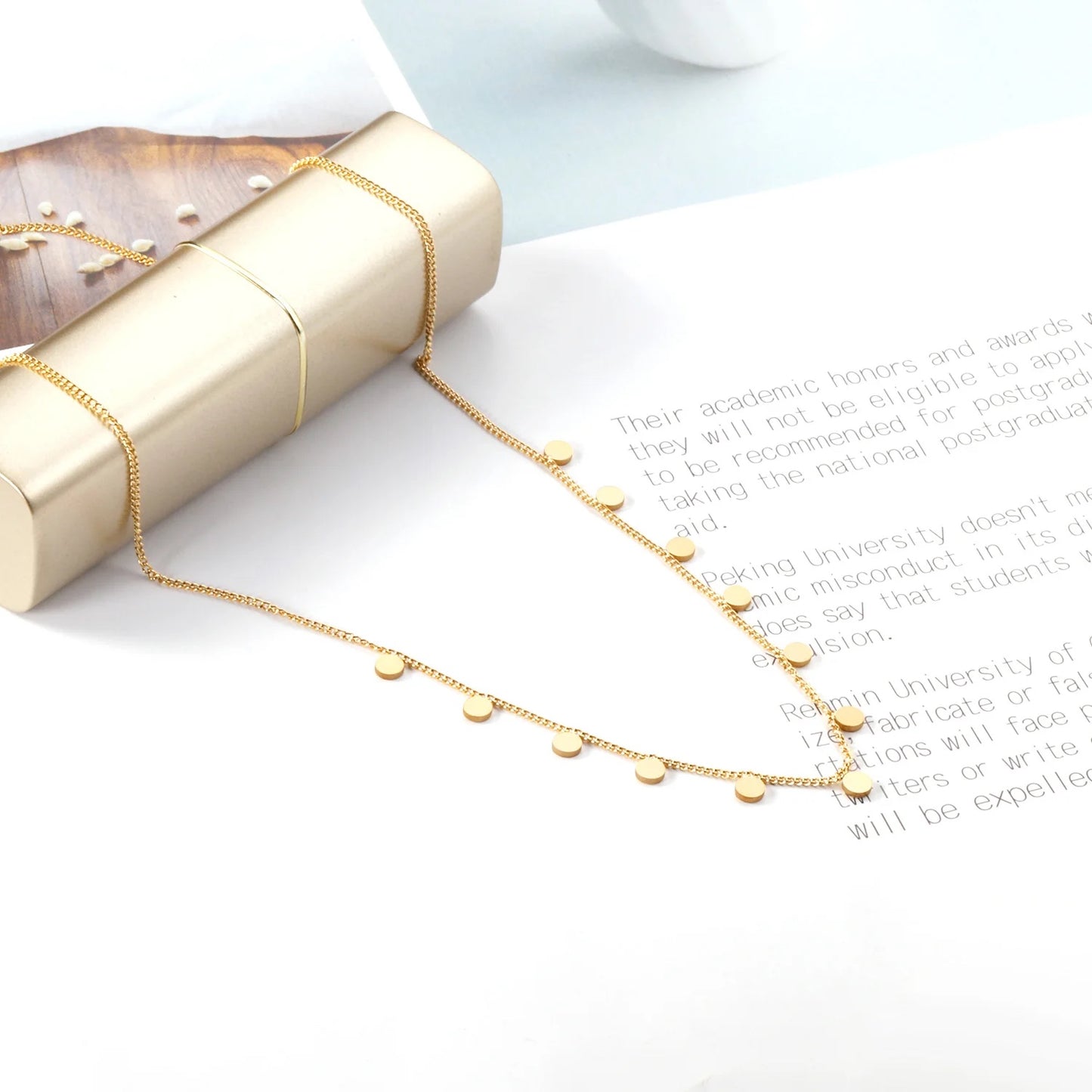 DOTTED LINE NECKLACE