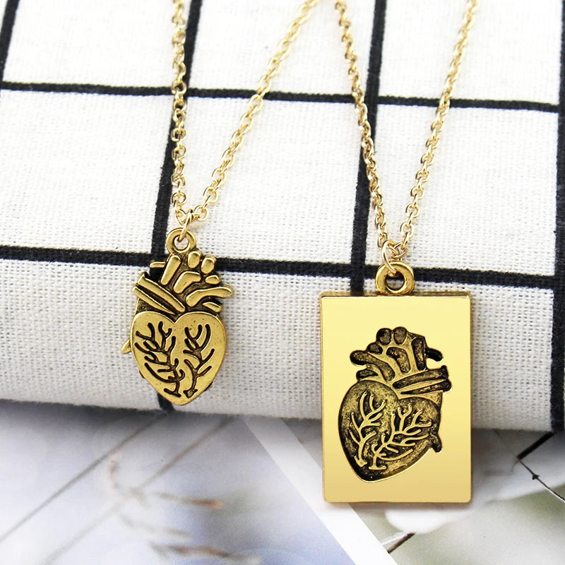 COUPLE HEART SHAPE NECKLACE SET