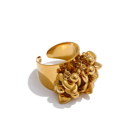 DANGLE HEARTS RING