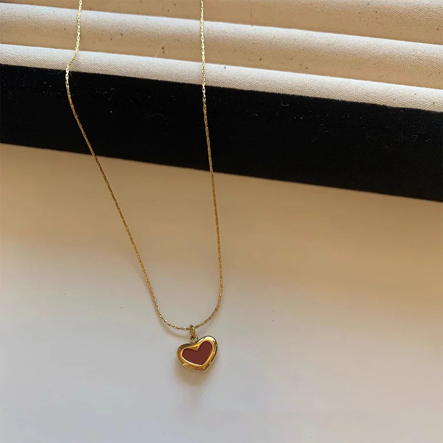 RED HEART NECKLACE