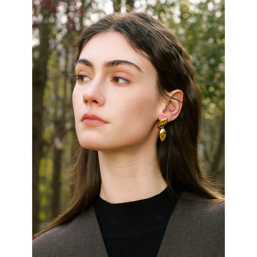 ARMIDAS LEAF EARRINGS