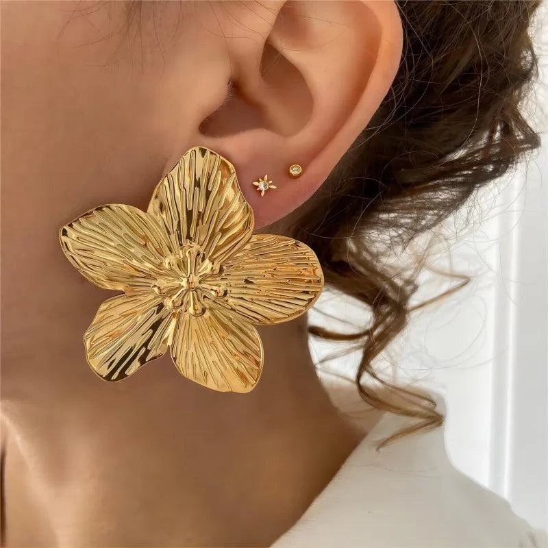 FLOWER EARRINGS