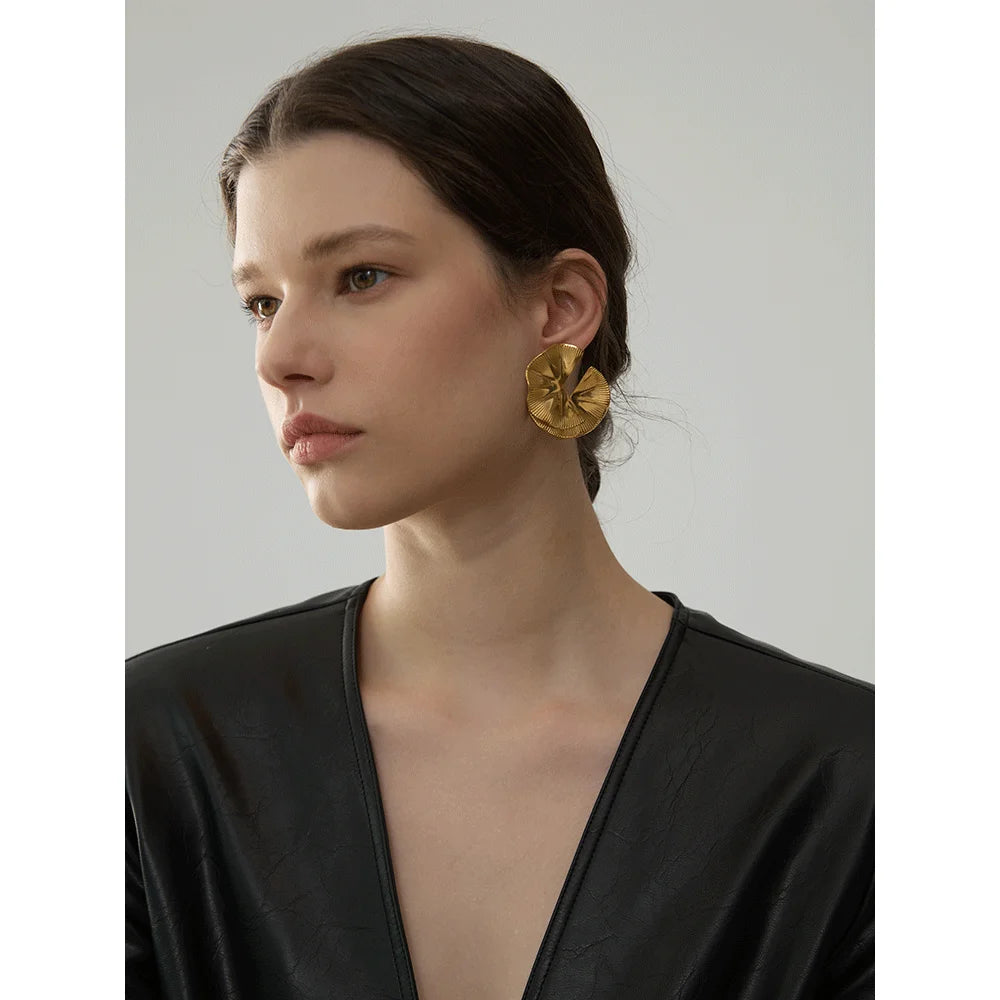 ANANIA FLOWER EARRINGS