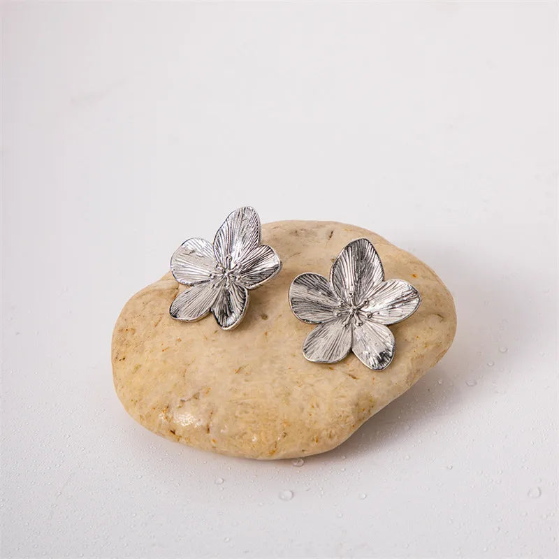 FLOWER EARRINGS