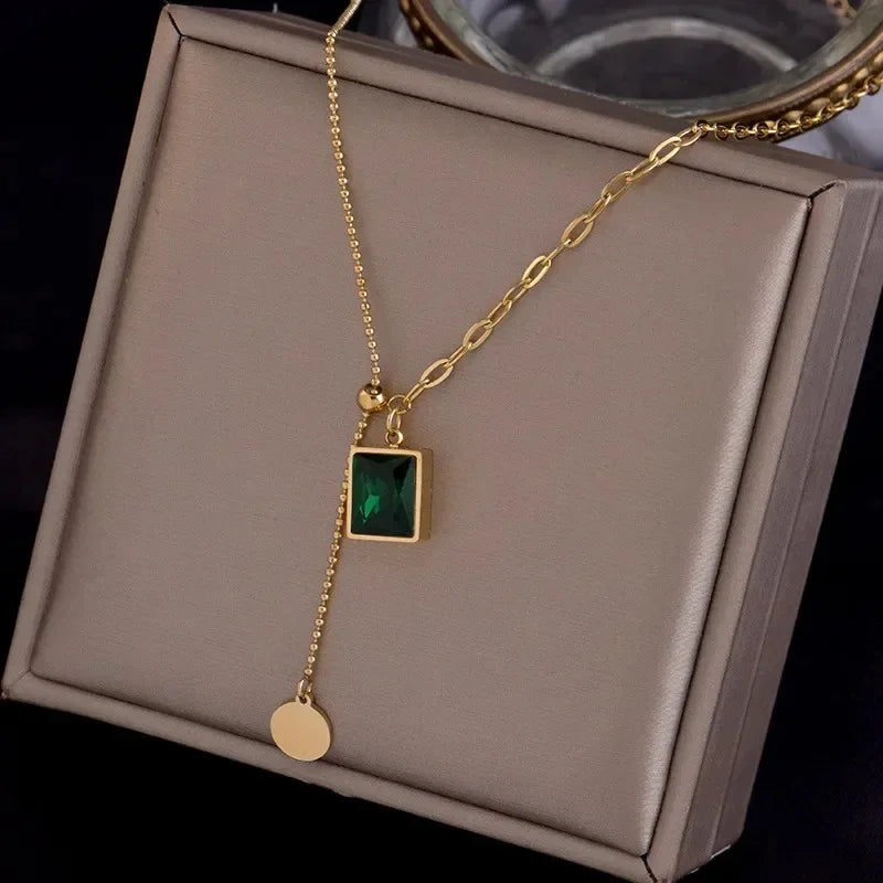 EMERALD CHAIN NECKLACE