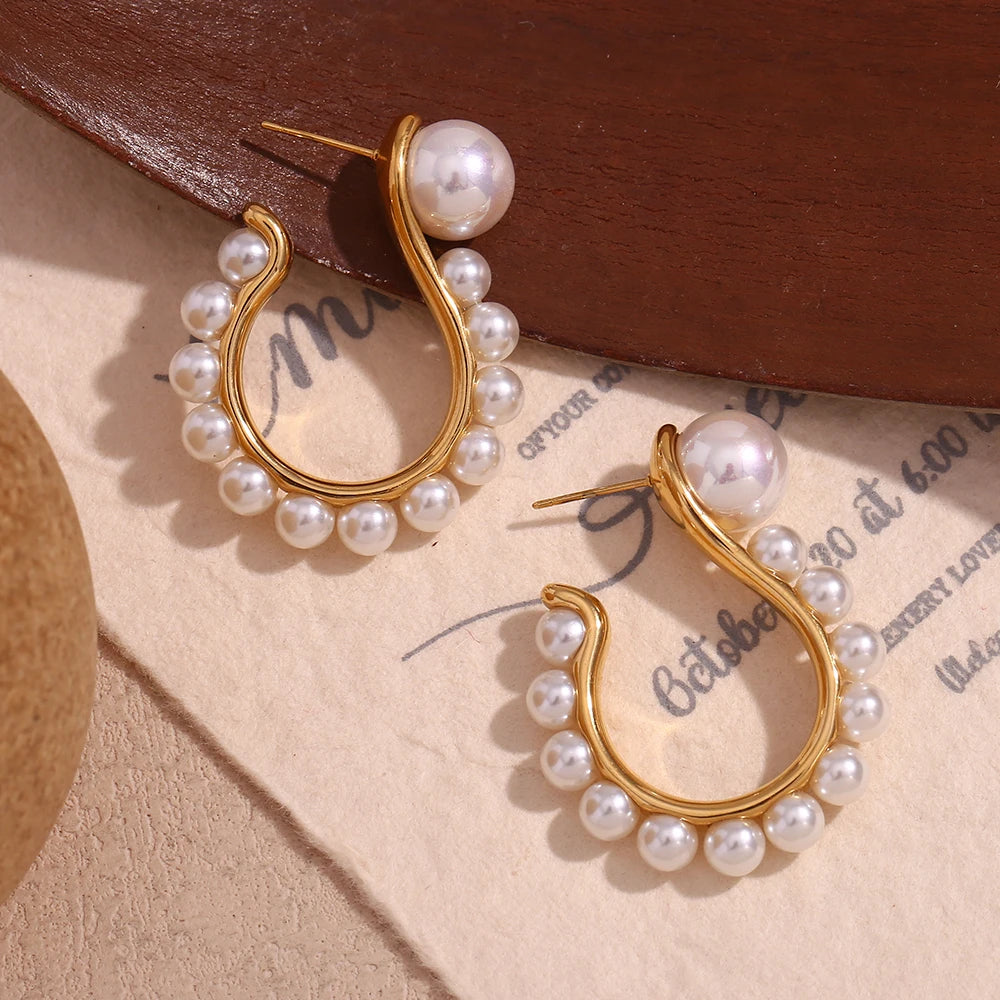 PEARLS LINE EARRINGS