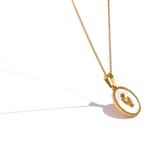 ASPASIA PENDANT NECKLACE