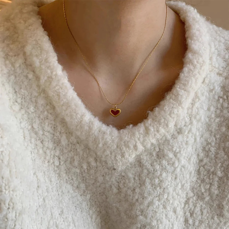 RED HEART NECKLACE