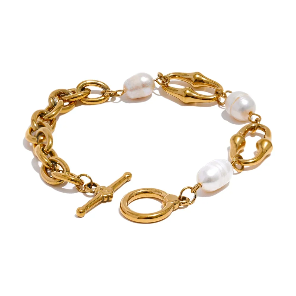 PEARLS CHAIN NECKLACE AND BRACELET SET