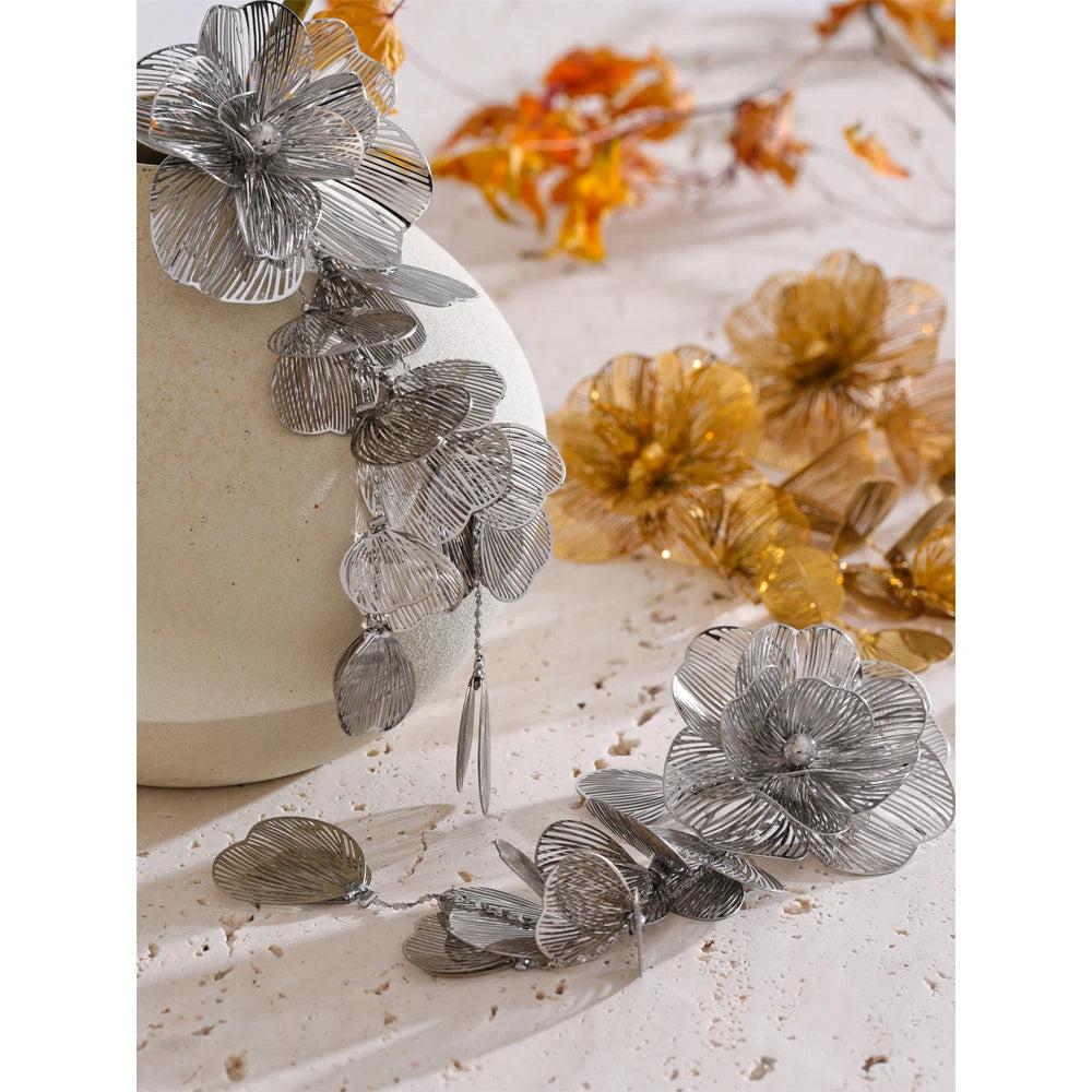 AMILIA WATERFALL FLOWERS EARRINGS